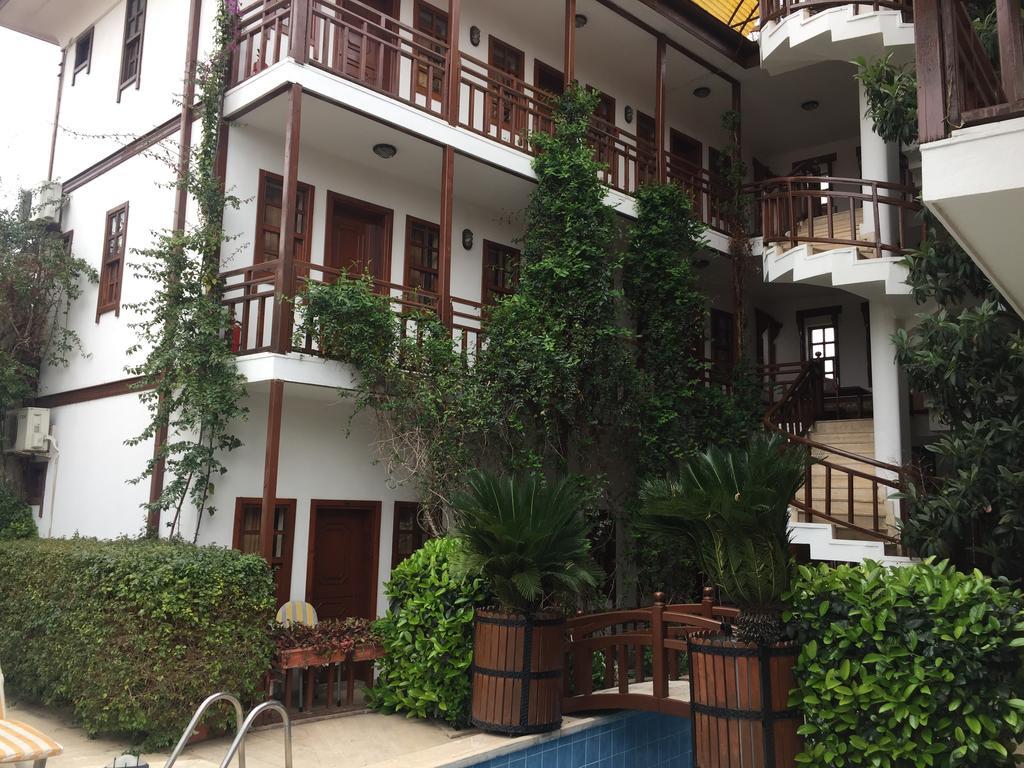 Hotel Karyatit Kaleici Antália Exterior foto